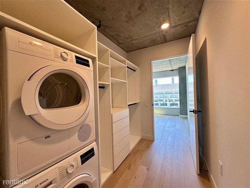 Condo for rent at 960 Market St #1001, San Francisco, CA 94102