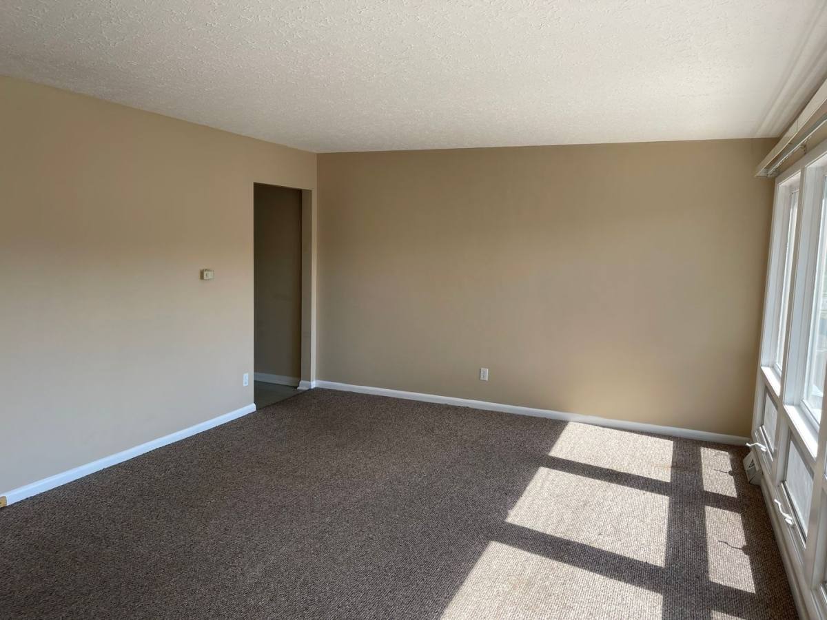 Apartment for rent at 3615 Kennedy Dr, East Moline, IL 61244