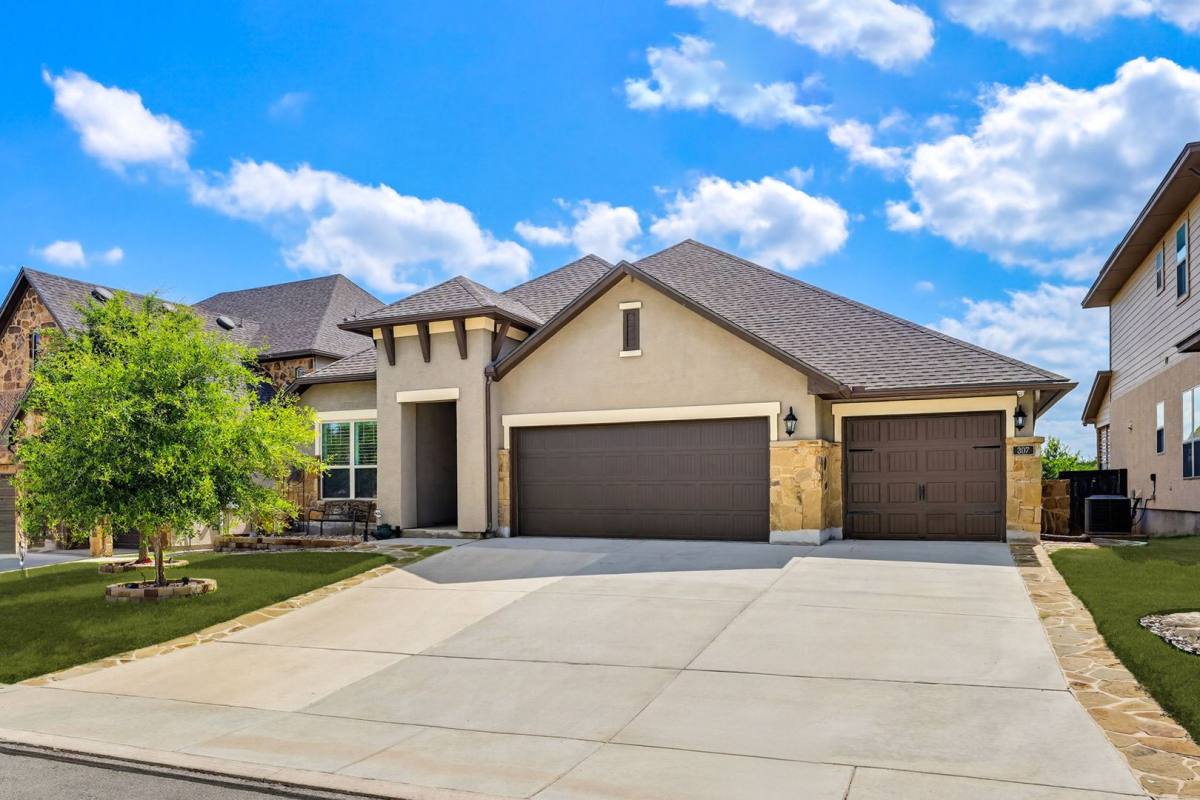 House for rent at 307 James Bonham Way, San Antonio, TX 78253