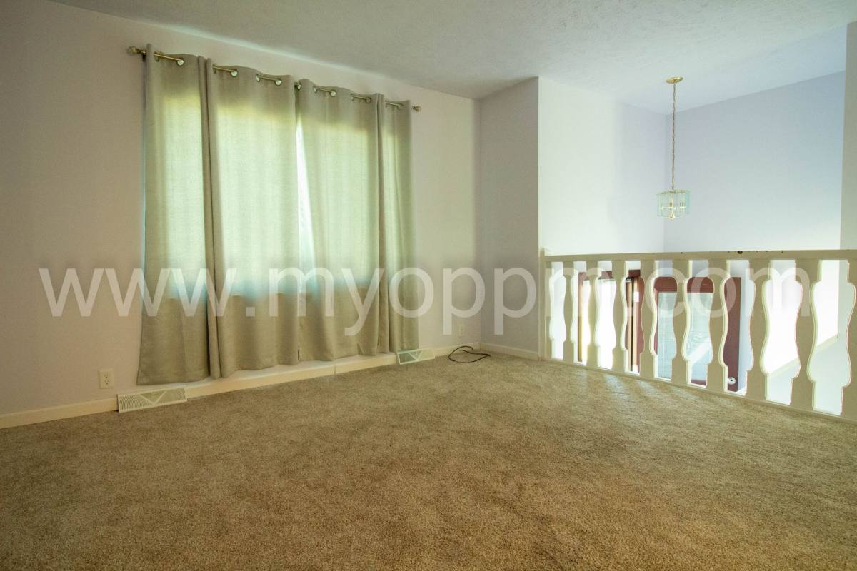 House for rent at 6711 S 75th Ave, Omaha, NE 68127