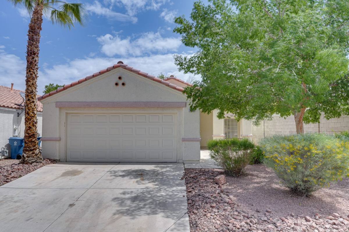 House for rent at 9660 Crystal Ridge Rd, Las Vegas, NV 89123