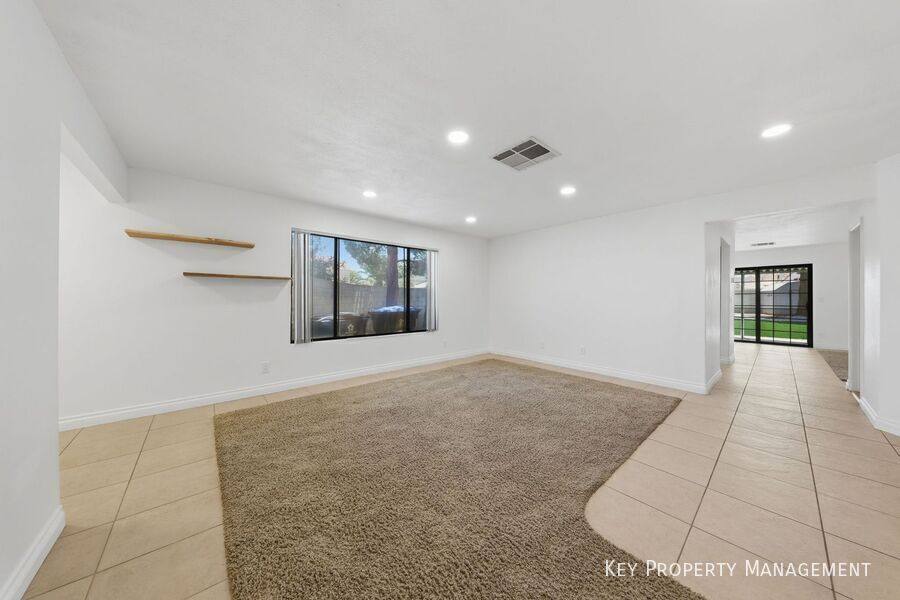 House for rent at 348 Faulkner Court, Henderson, NV 89014