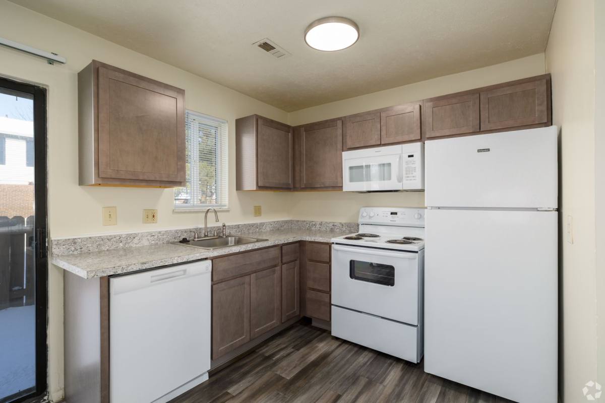 Townhouse for rent at 65 Carriage Station, Cincinnati, OH 45245
