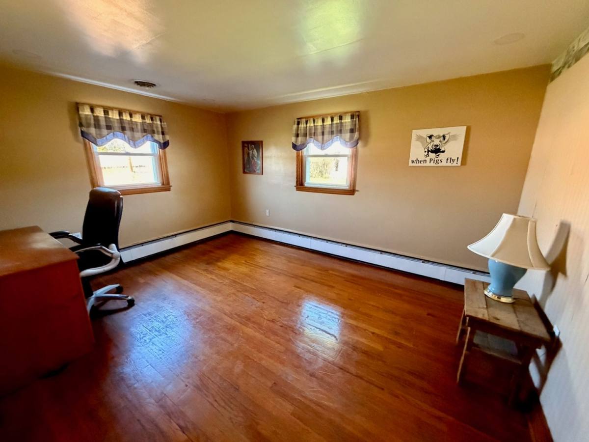 Townhouse for rent at 924 Blanchard Ave, Chambersburg, PA 17202