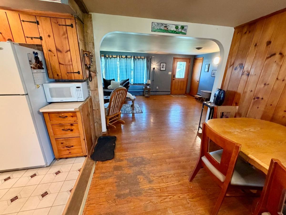 Townhouse for rent at 924 Blanchard Ave, Chambersburg, PA 17202
