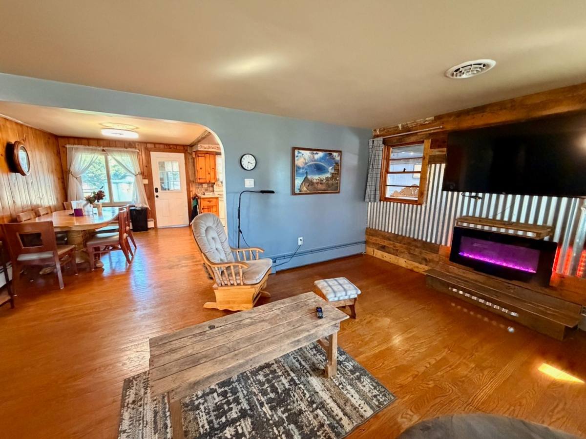 Townhouse for rent at 924 Blanchard Ave, Chambersburg, PA 17202