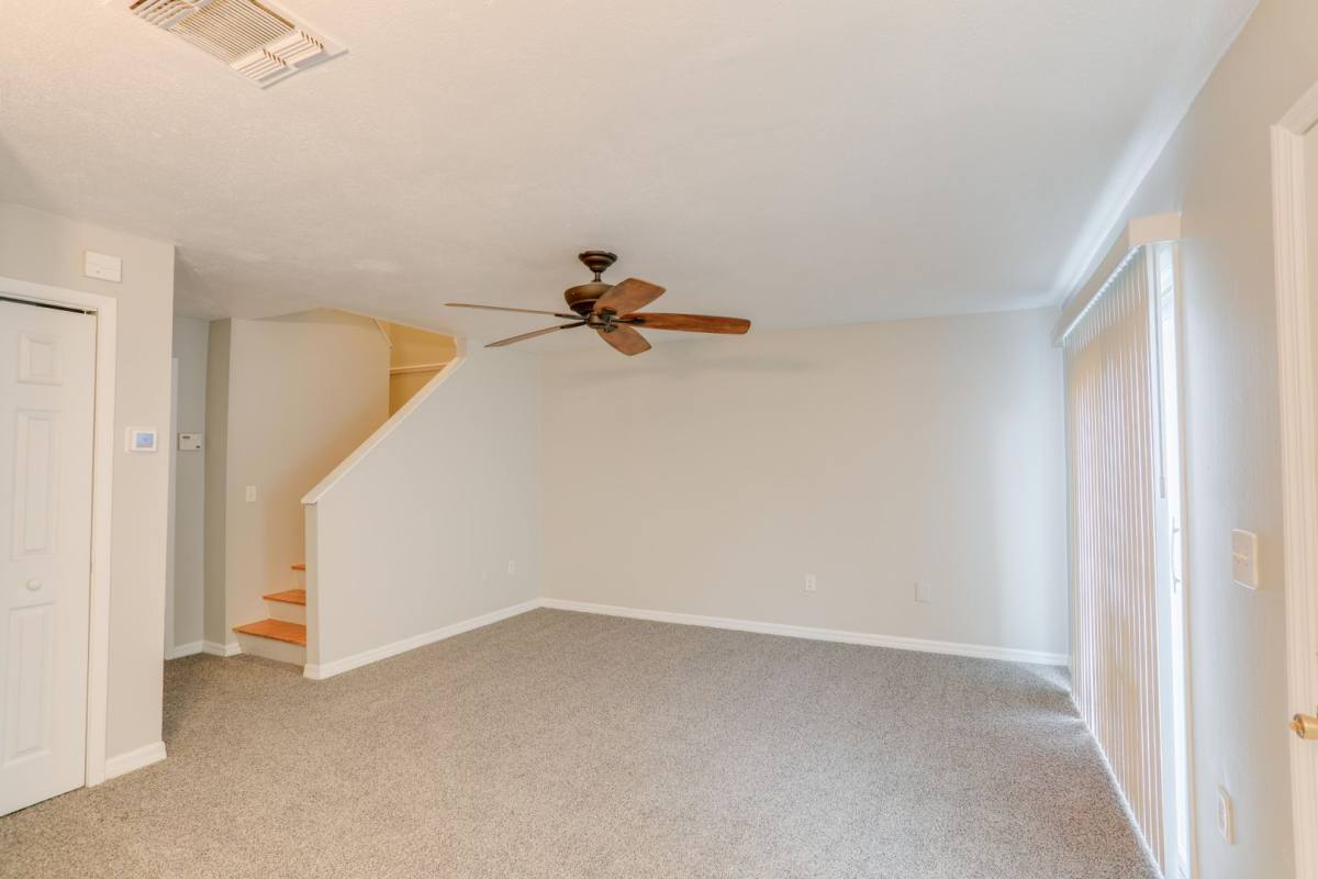 Townhouse for rent at 1724 Townhall Lane, Orlando, FL 32807