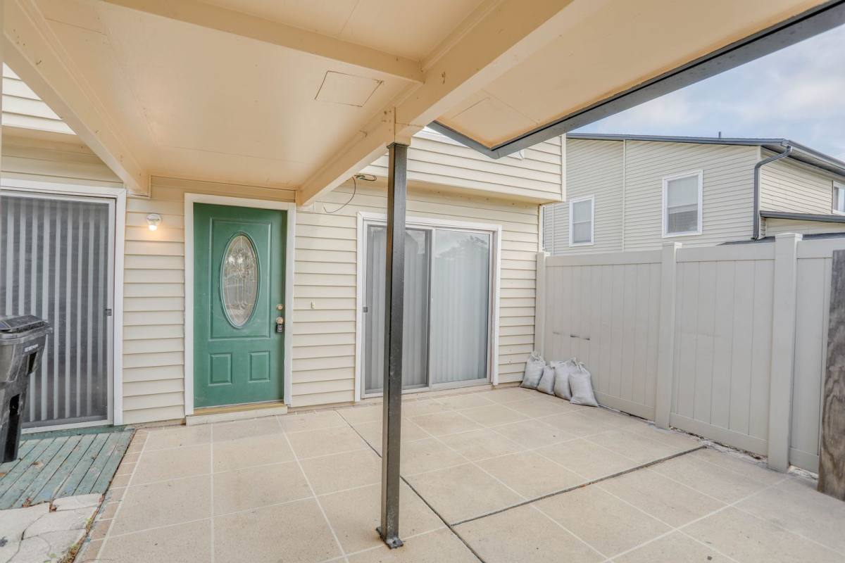 Townhouse for rent at 1724 Townhall Lane, Orlando, FL 32807