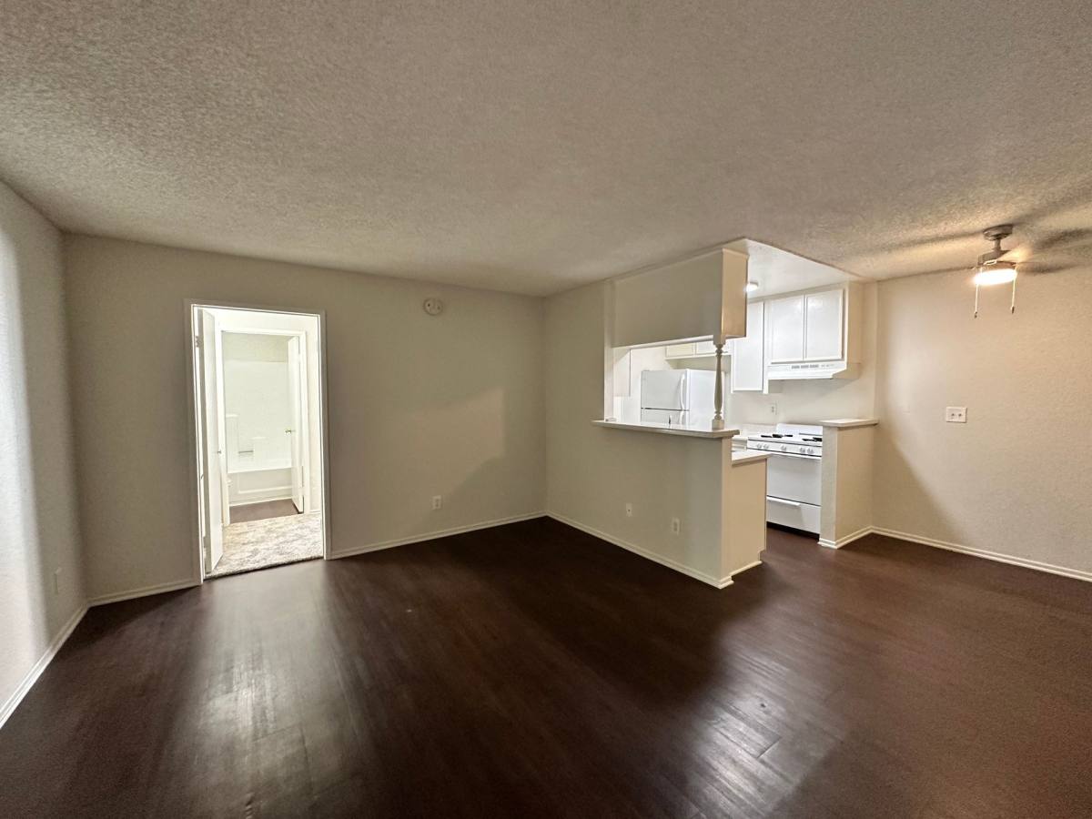 Apartment for rent at 17816-17820 Merridy St, Northridge, CA 91325