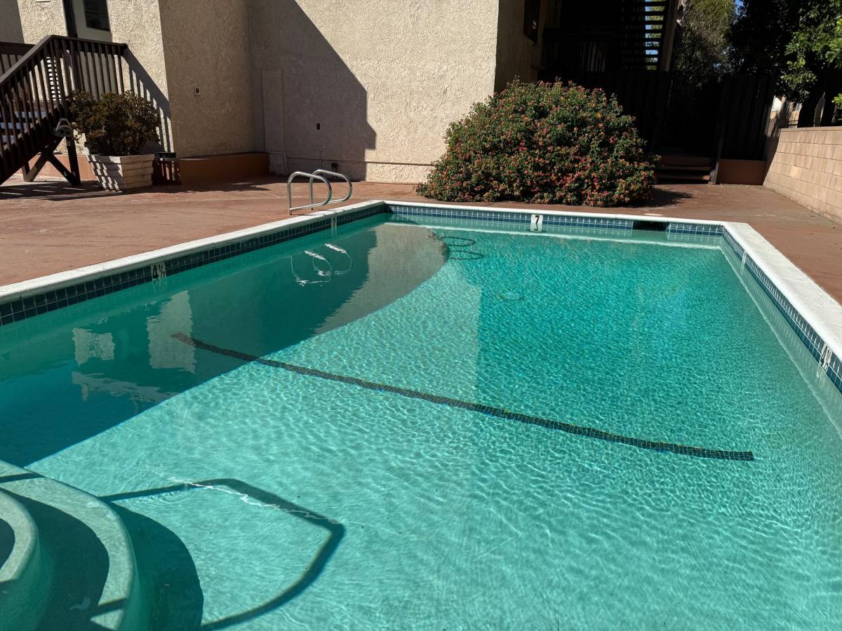 Apartment for rent at 17816-17820 Merridy St, Northridge, CA 91325