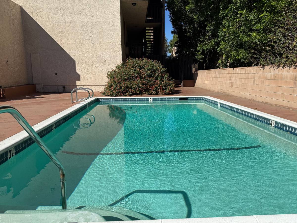 Apartment for rent at 17816-17820 Merridy St, Northridge, CA 91325
