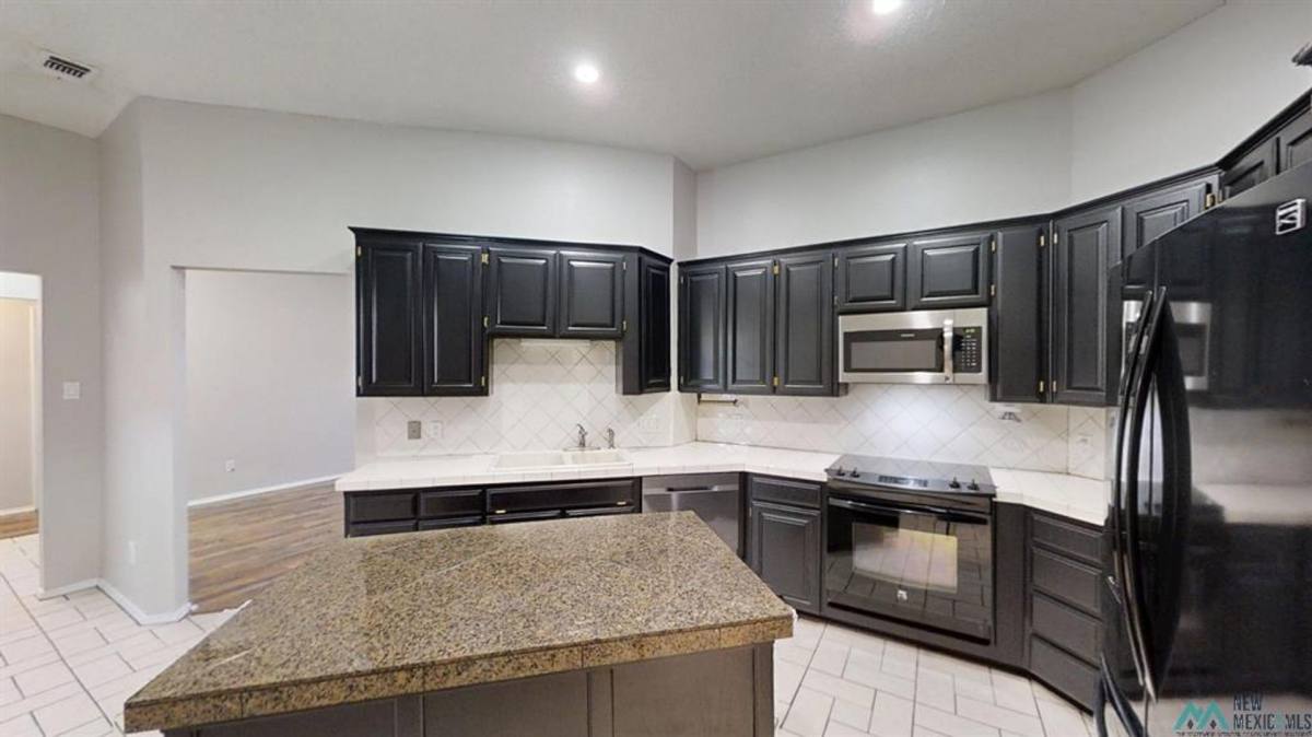House for rent at 2321 Hammond Blvd, Clovis, NM 88101