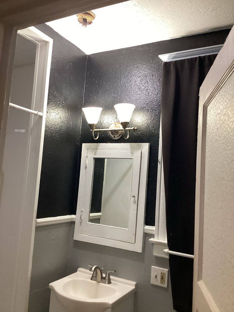 House for rent at 24 N Diamond St, York, PA 17404