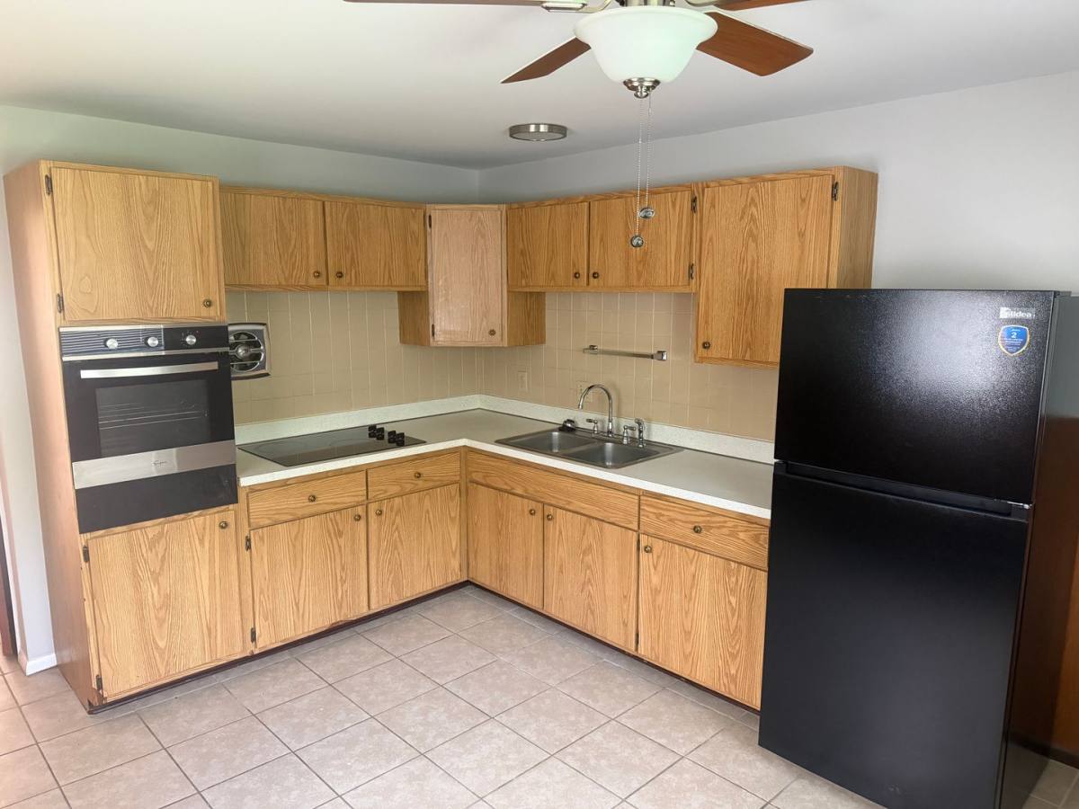 Apartment for rent at 3961-63 Jane Ave, Saint Ann, MO 63074