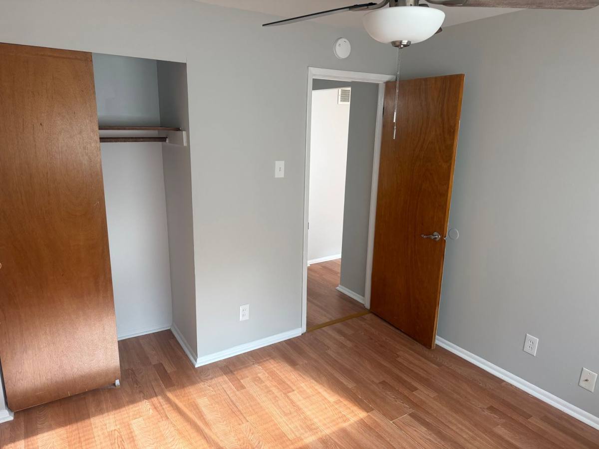 Apartment for rent at 3961-63 Jane Ave, Saint Ann, MO 63074