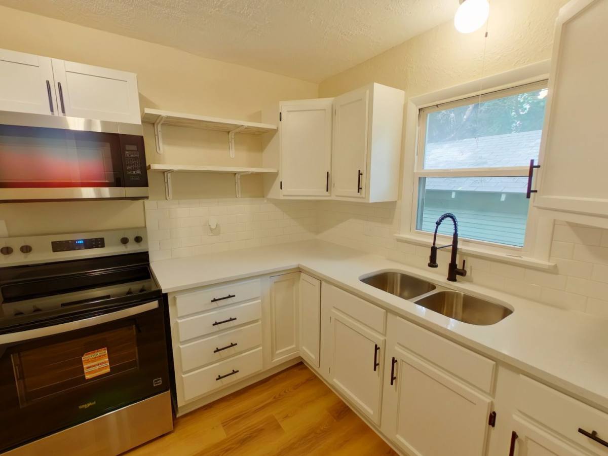 Apartment for rent at 322 N Spruce St, Wichita, KS 67214