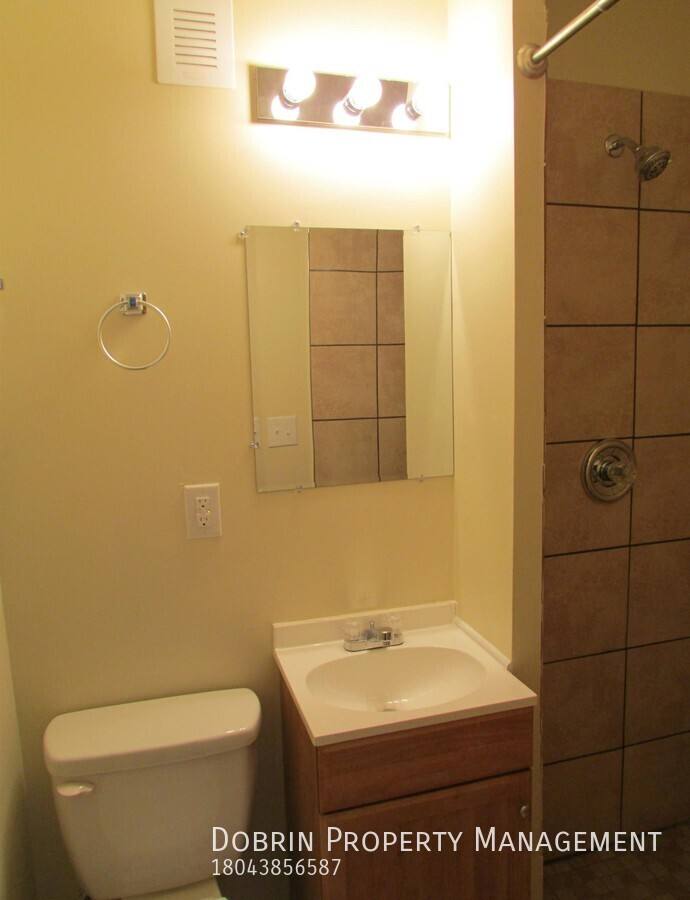 House for rent at 1805 Lakeview Ave, Richmond, VA 23220