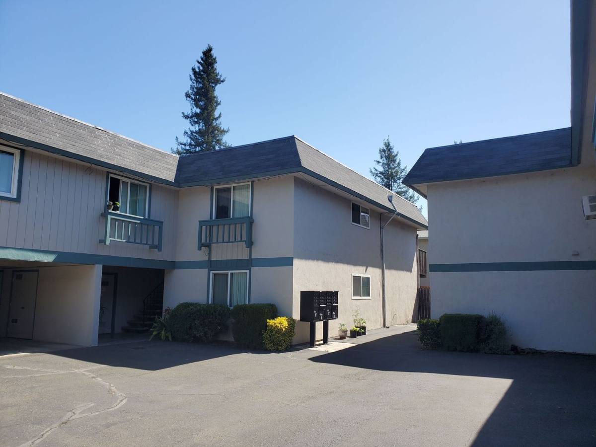 Apartment for rent at 534 & 536 Humboldt St #534-1, Santa Rosa, CA 95404