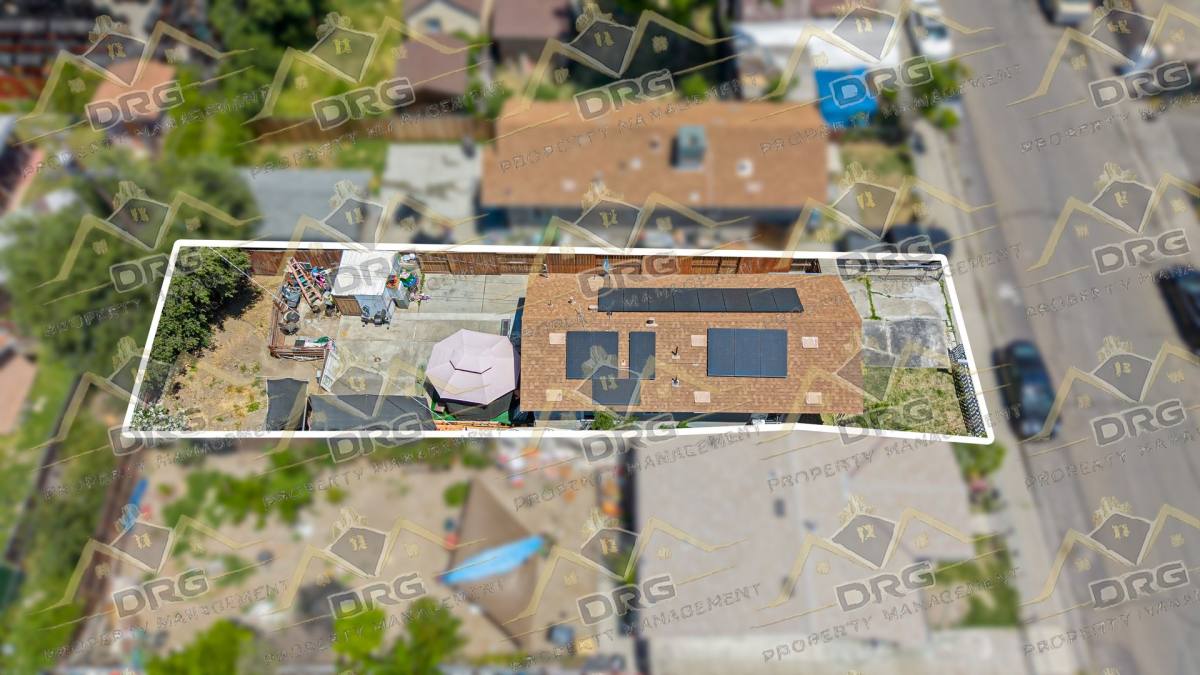 House for rent at 17 W 6th St, Stockton, CA 95206
