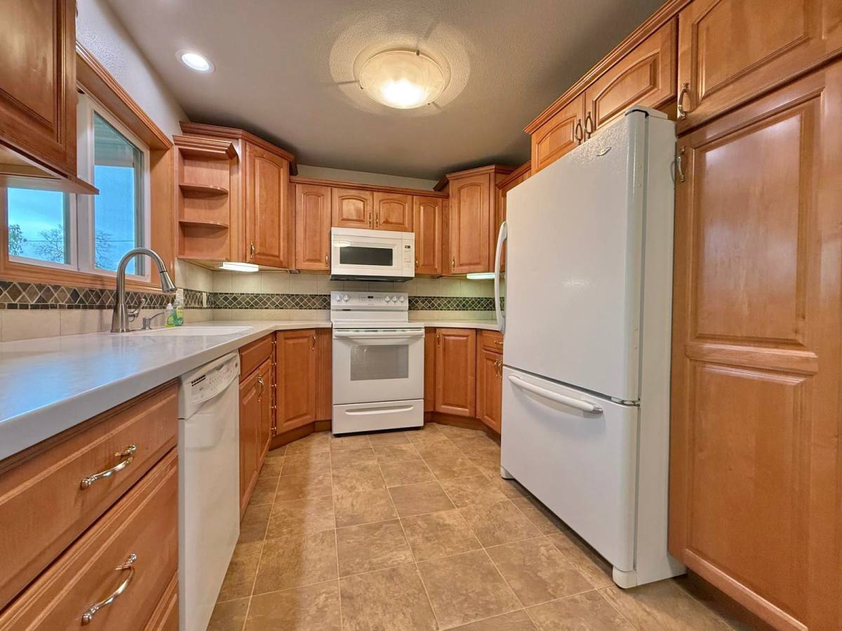 House for rent at 1510 S Progress Rd, Veradale, WA 99037