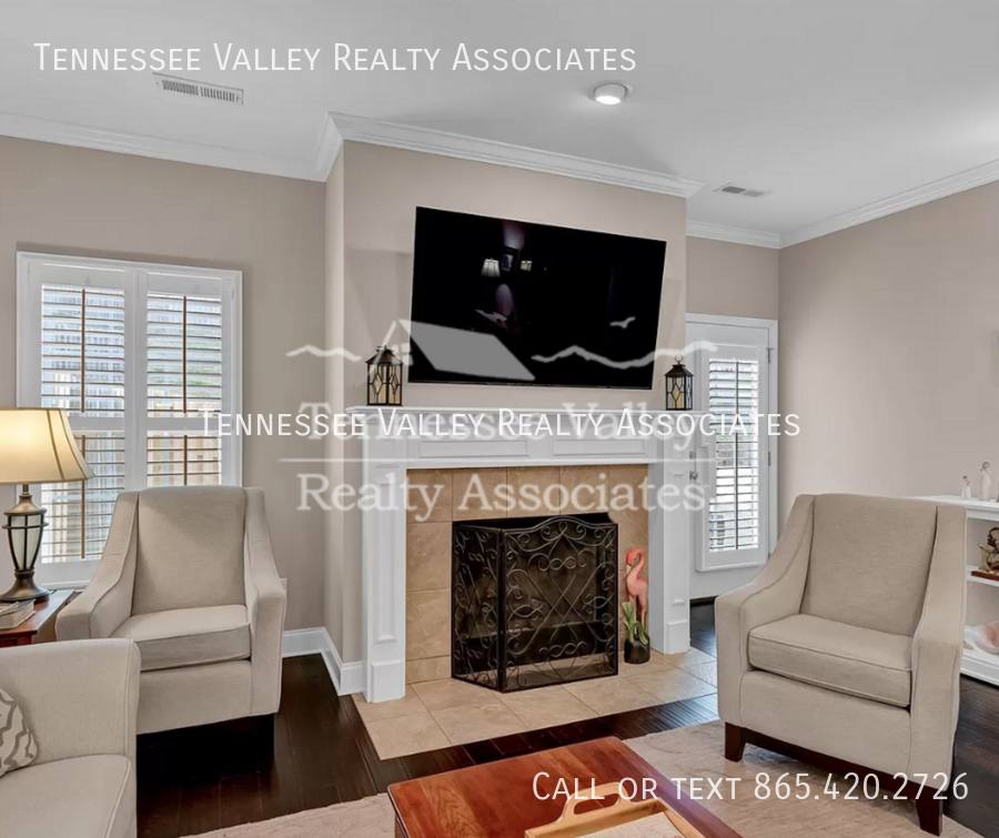 Townhouse for rent at 7013 Pemmbrooke Shire Lane, Knoxville, TN 37909