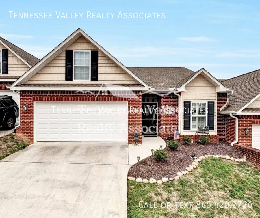 Townhouse for rent at 7013 Pemmbrooke Shire Lane, Knoxville, TN 37909
