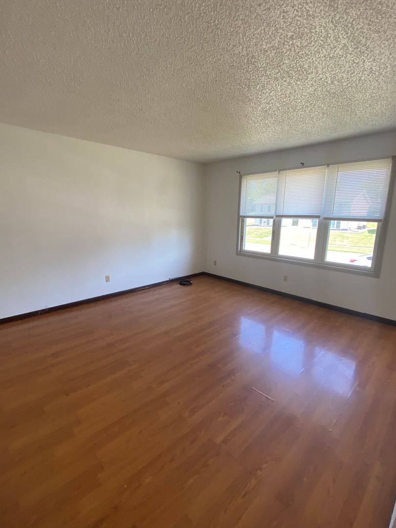 Apartment for rent at 303 Melody Lane, Marshalltown, IA 50158