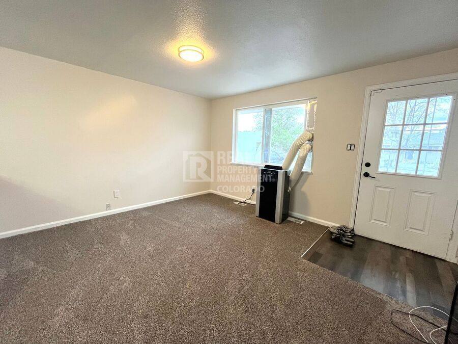 House for rent at 2046 Del Mar Dr, Colorado Springs, CO 80910