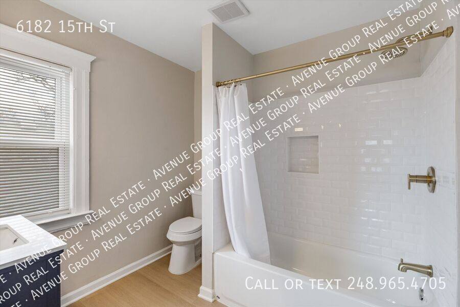 House for rent at 6182 15th St, Detroit, MI 48208