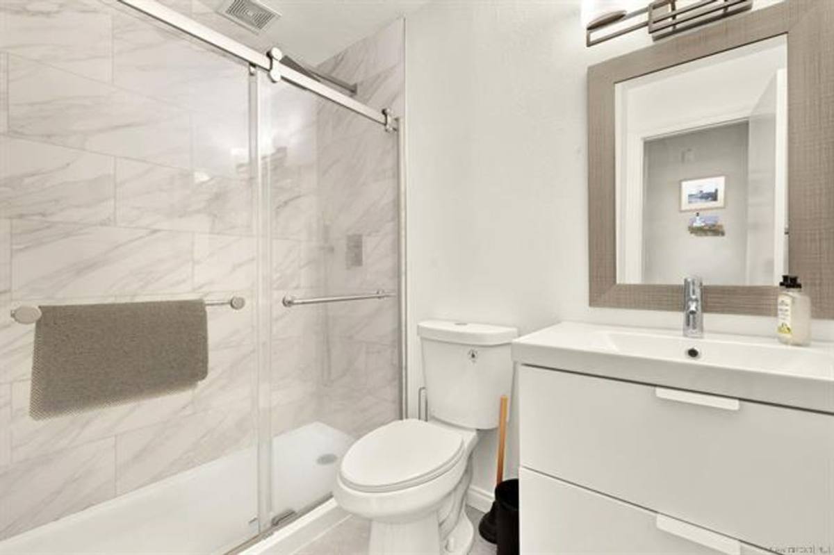 Condo for rent at 4015 Crown Point Dr, San Diego, CA 92109