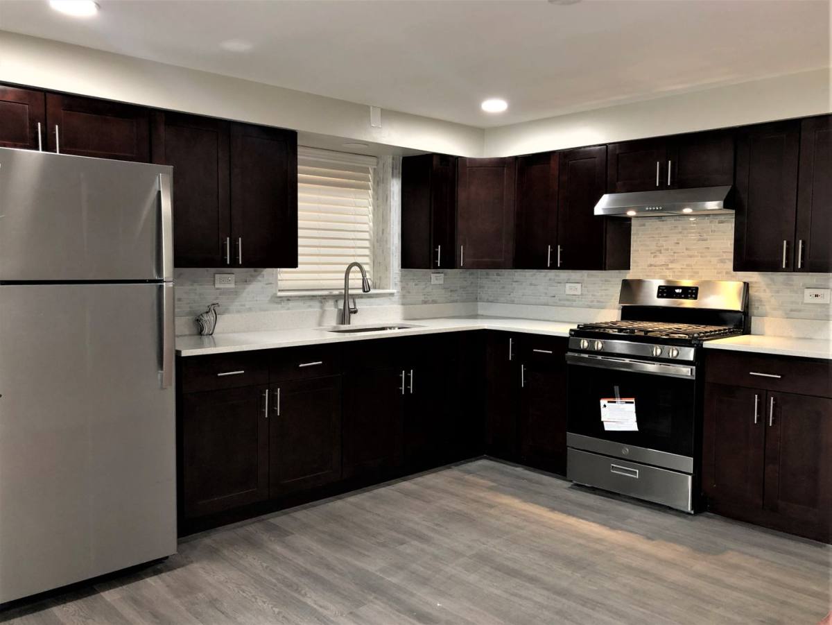 Apartment for rent at 1104 Rice Ave, Bellwood, IL 60104