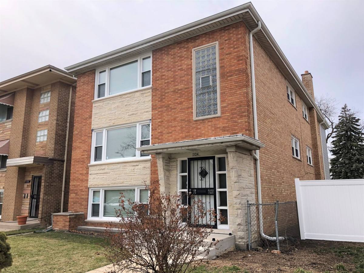 Apartment for rent at 1104 Rice Ave, Bellwood, IL 60104
