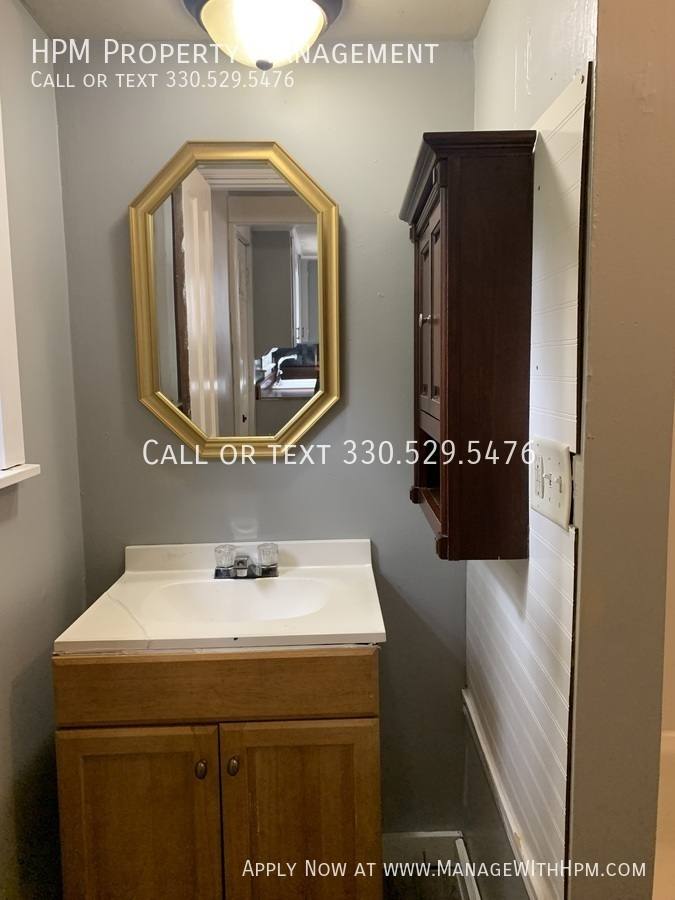 House for rent at 111 Maple Ave SE, Massillon, OH 44646