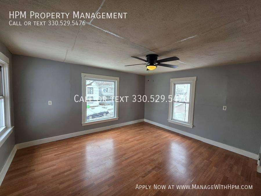 House for rent at 111 Maple Ave SE, Massillon, OH 44646