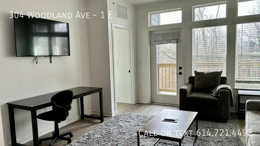 Apartment for rent at 304 Woodland Ave 1 E #1, Columbus, OH 43203