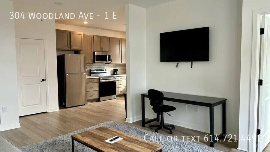 Apartment for rent at 304 Woodland Ave 1 E #1, Columbus, OH 43203