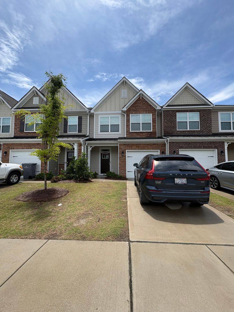 Townhouse for rent at 3947 Fadden St, Harrisburg, NC 28075