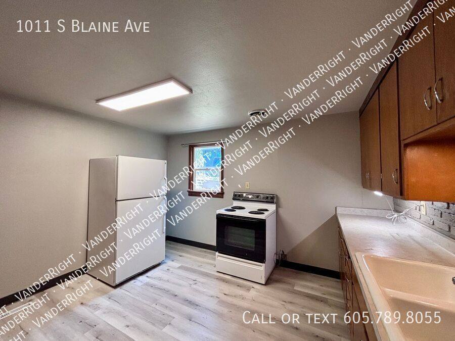 Apartment for rent at 1011 S Blaine Ave, Sioux Falls, SD 57103