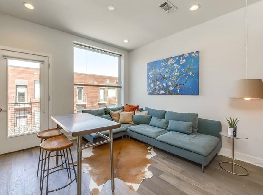 Apartment for rent at 1800 E 4th St #ID1306, Austin, TX 78702