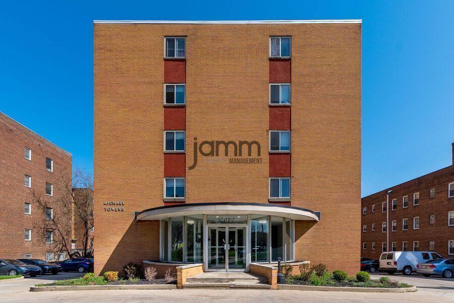 Apartment for rent at 12050 Lake Ave #601, Lakewood, OH 44107