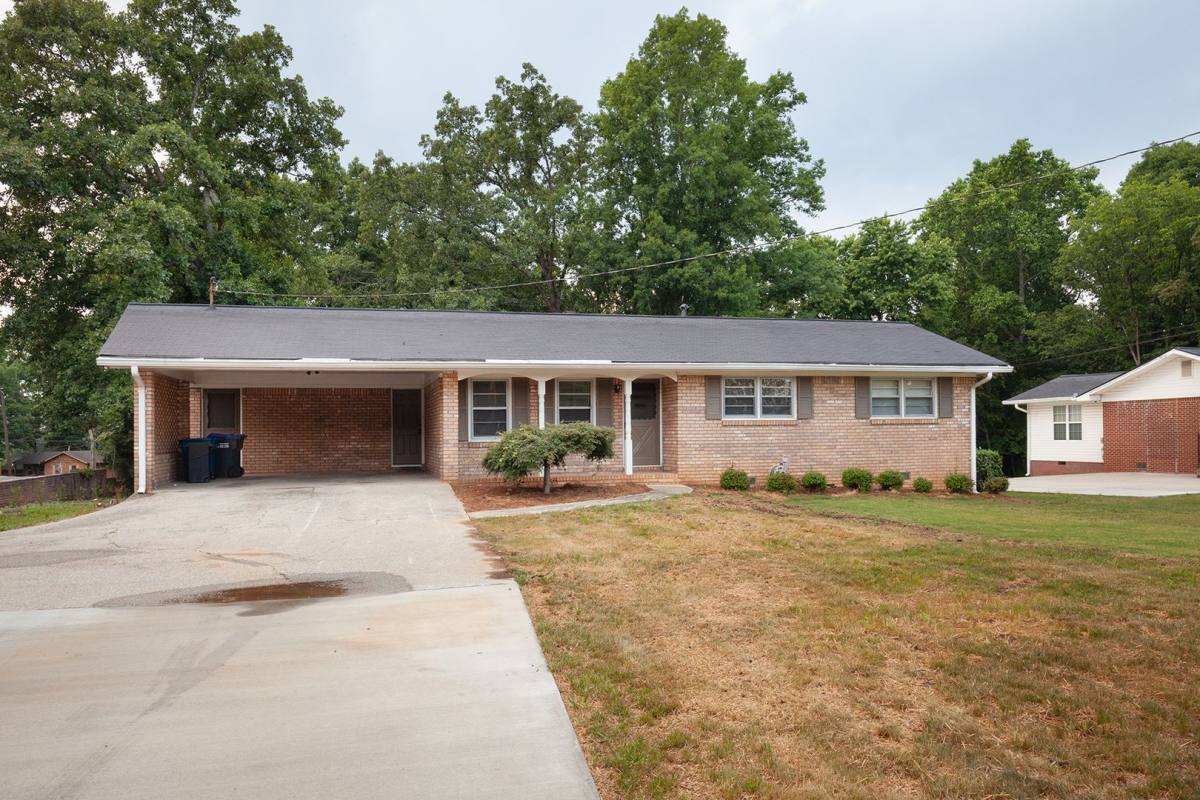 House for rent at 3971 Highway, Douglasville, GA 30135