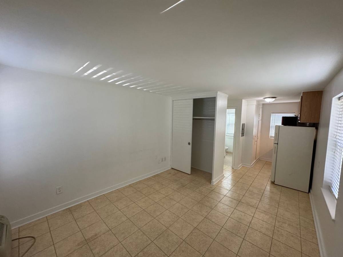 Apartment for rent at 420 Central Ave, New Orleans, LA 70121