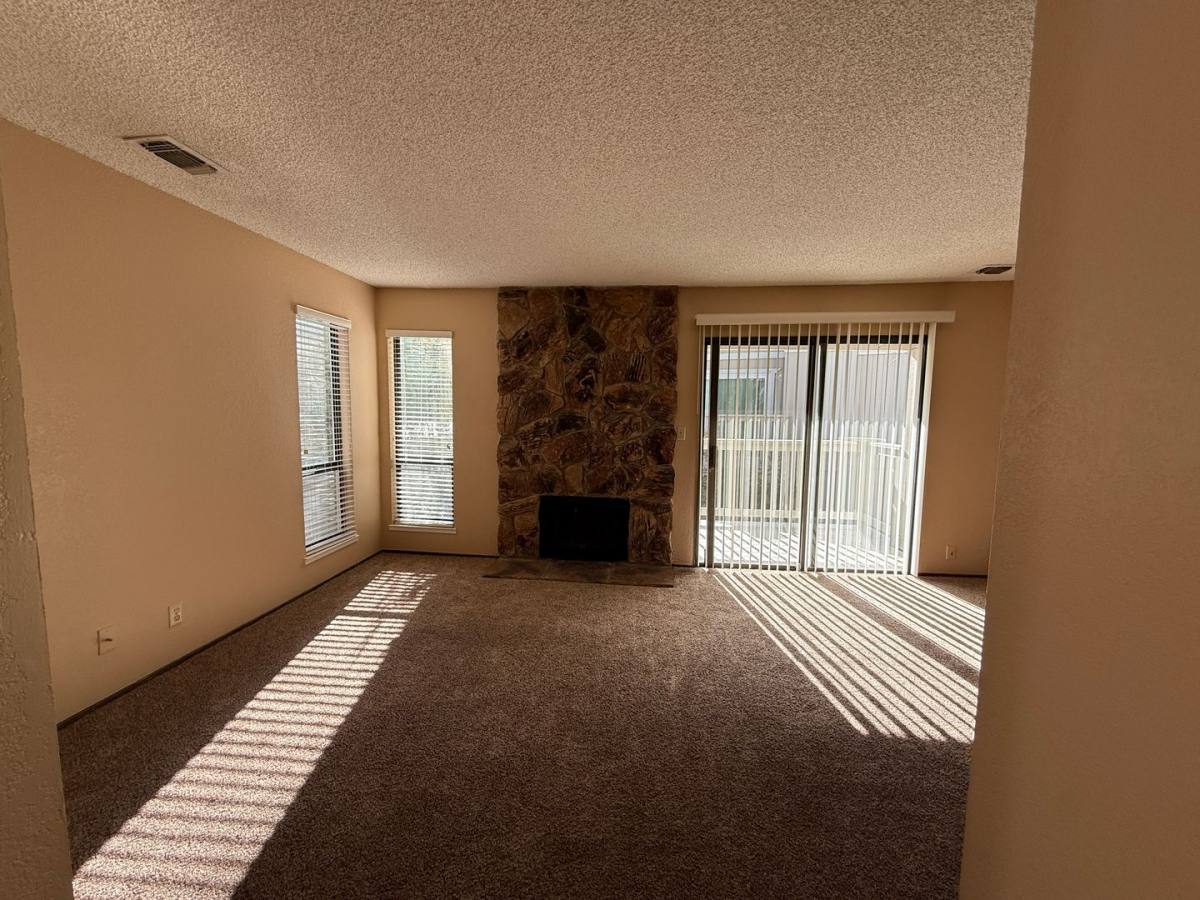 Condo for rent at 731 Mikkelsen Dr, Auburn, CA 95603