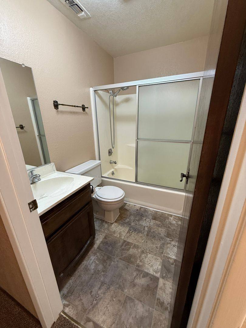 Condo for rent at 731 Mikkelsen Dr, Auburn, CA 95603