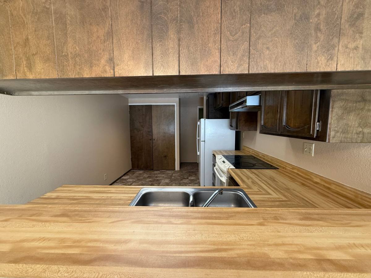 Condo for rent at 731 Mikkelsen Dr, Auburn, CA 95603