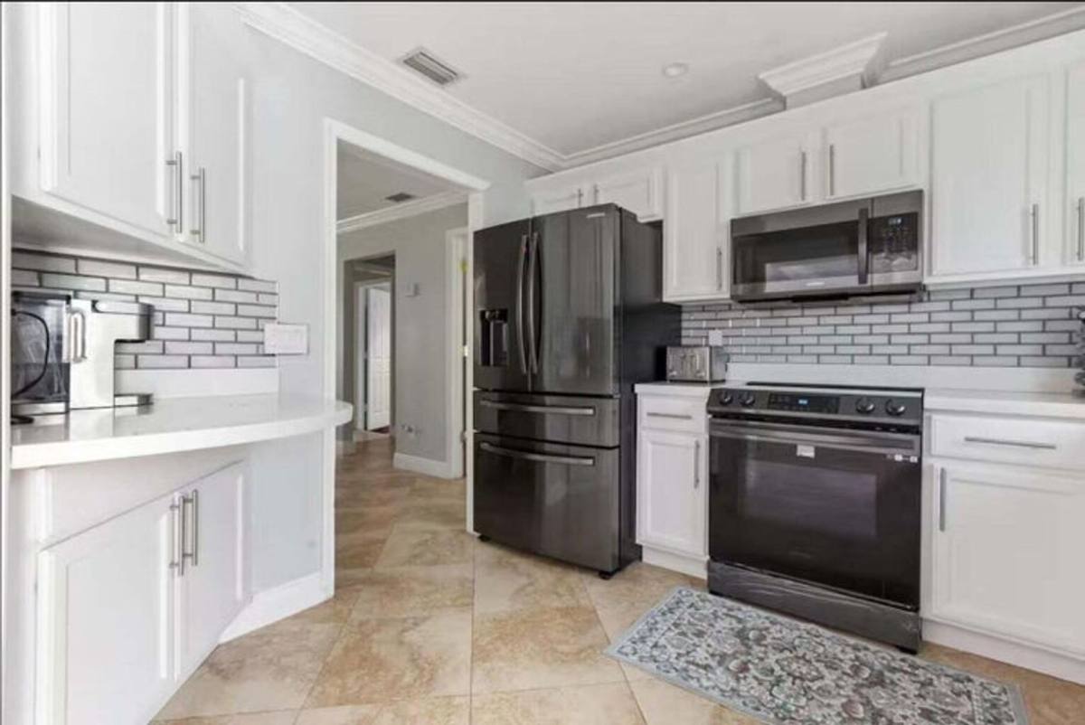 House for rent at 337 Balsam St, Palm Beach Gardens, FL 33410