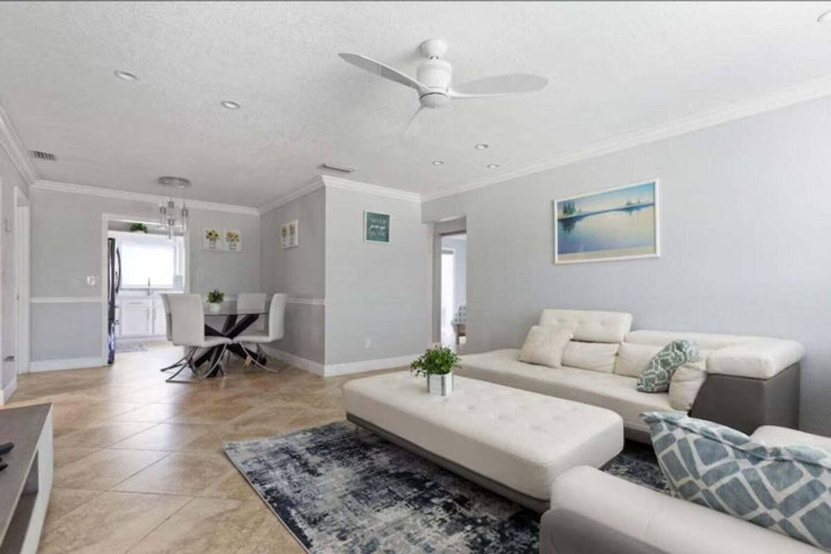 House for rent at 337 Balsam St, Palm Beach Gardens, FL 33410