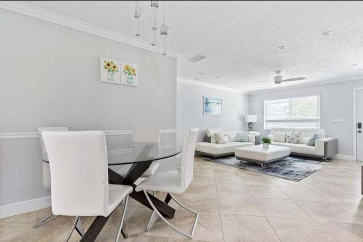 House for rent at 337 Balsam St, Palm Beach Gardens, FL 33410