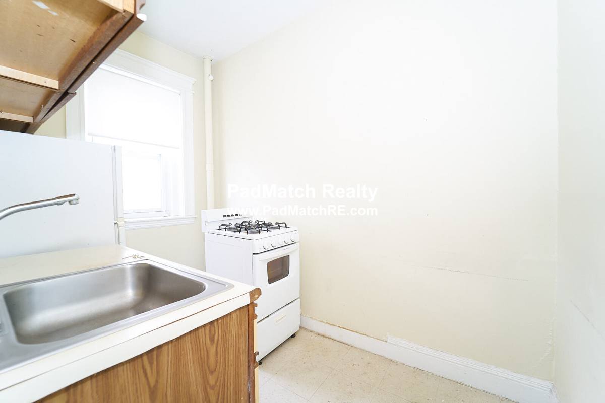Apartment for rent at 225 Kelton St, Allston, MA 02134