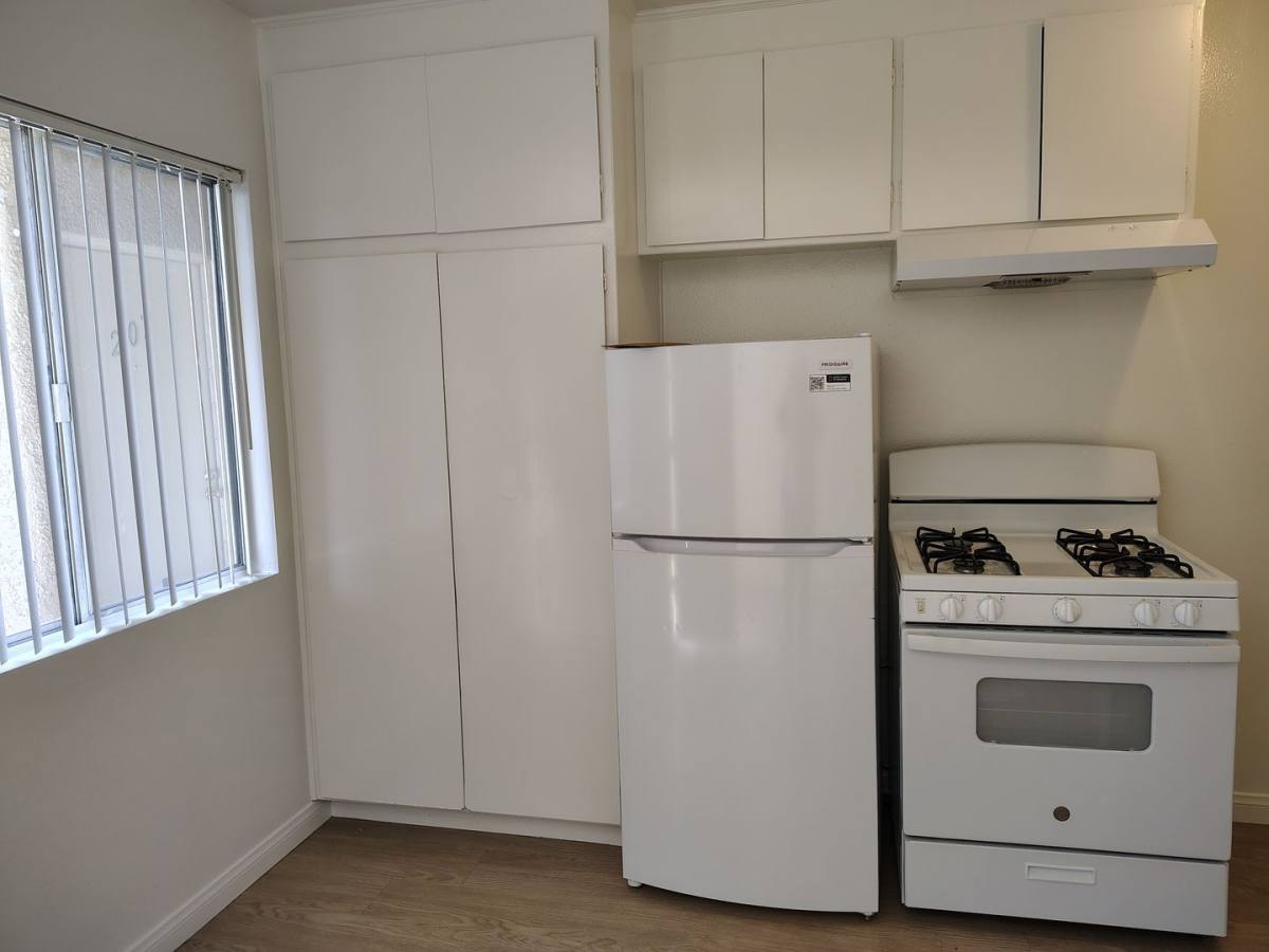 Apartment for rent at 7521 & 7528 Canby Ave, Reseda, CA 91335